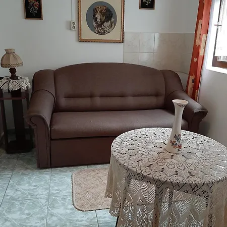 Tatil Evi Rozsa Vendeghaz *
