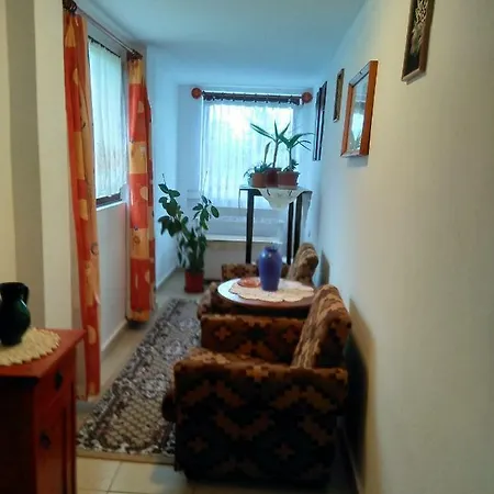 Rozsa Vendeghaz Vakantiehuis Abádszalók