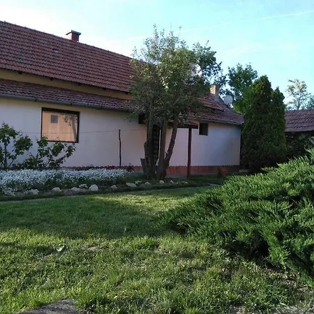 Tatil Evi Rozsa Vendeghaz